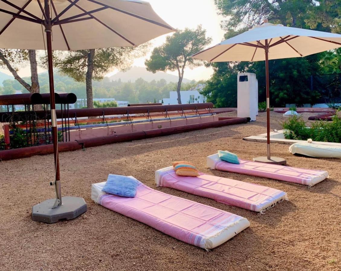 Ibiza Paradise Bed and Breakfast Santa Eularia des Riu Eksteriør billede