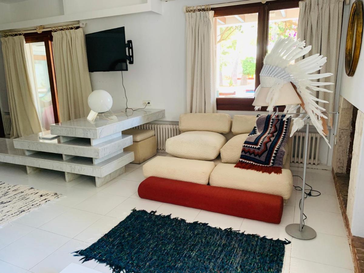 Ibiza Paradise Bed and Breakfast Santa Eularia des Riu Eksteriør billede